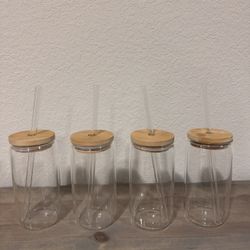 4 Glass Cups 