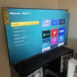 Hisense 43” Roku TV Barely Used $125