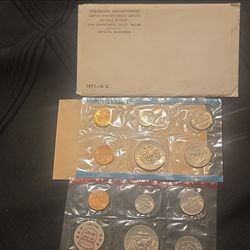 Uncirculated Coina