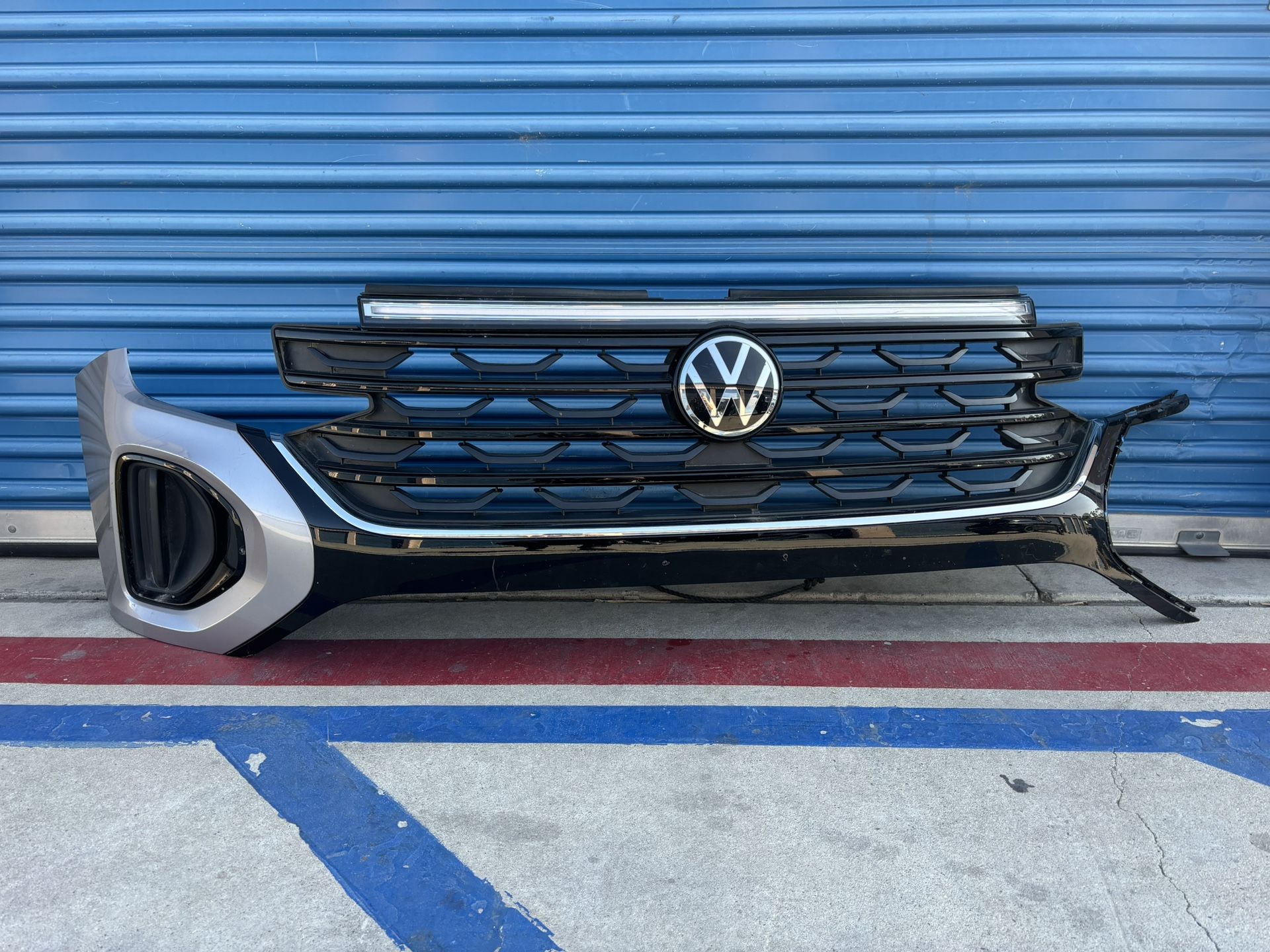 2024,2025 VW Atlas Cross Sport Front Bumper Cover And Grill/Defensa Delantera Con Parrilla Oem Ask