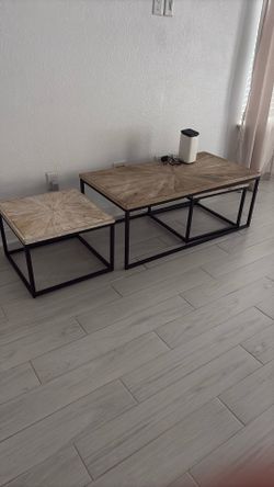 Coffee table with two side tables