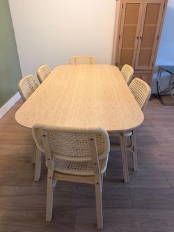 Dining set