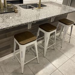 Bar Stools 