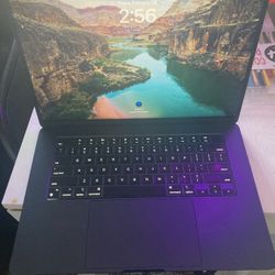 Apple 15” MacBook Pro