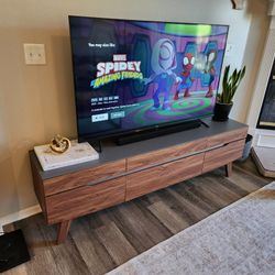 Midway Scope 15 Inch TV Stand