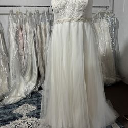 Wedding Dress Size 28