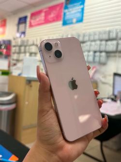 IPhone 13 128GB UNLOCKED 🔓