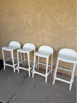 4 Bar Stool outdoor