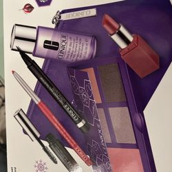 Clinique Make Up Sets