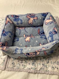 Disney Stitch Cuddler Pet Bed Blue 17" x 21" - Brand New