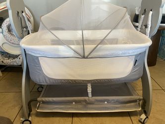 Dream On Me Cub Bassinet