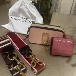 Marc Jacobs Crossbody Bag & Wallet