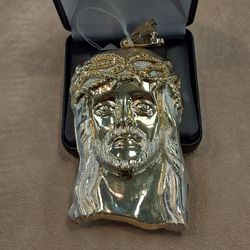10k Gold Large Jesus Face Charm