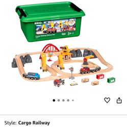 BRIO Cargo Railway Deluxe Set