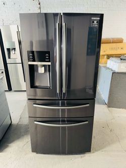 Samsung Black Stainless Steel Refrigerator (33" x 69" x 29) — Includes receipt for a 90-day warranty