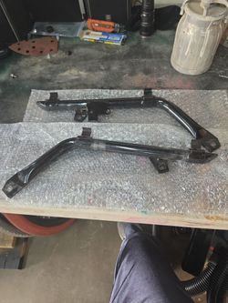 Ruckus seat rails