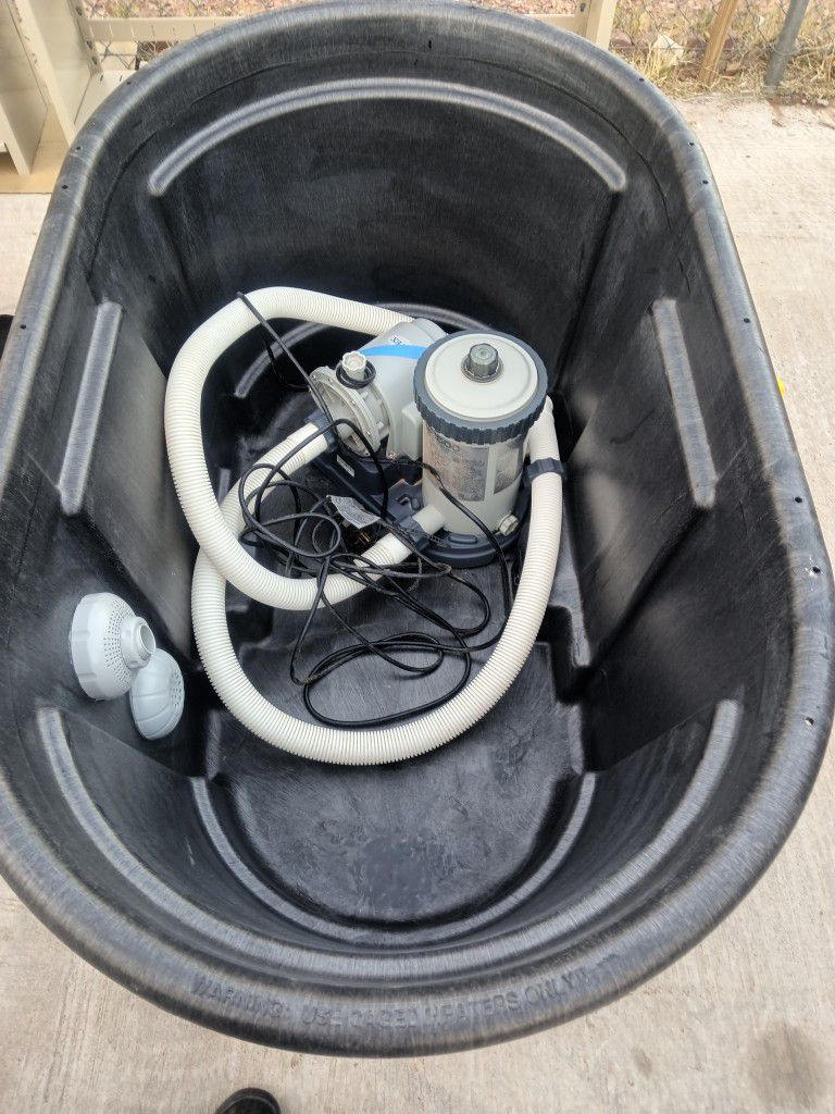 100 Gallon Therapy Spa Complete With Pump And Hoses. 