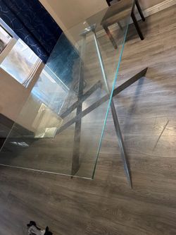 Glass Dinning Table and Chairs