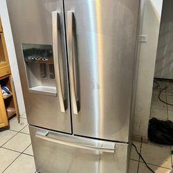 Refrigerator Whirlpool