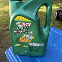 Castrol 5W-20 Motor Oil
