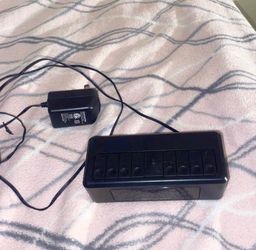 Clock radio