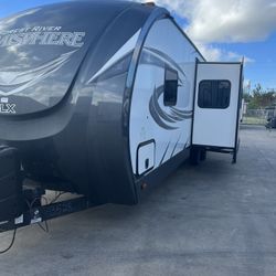 Hemisphere 30 Ft Bunk