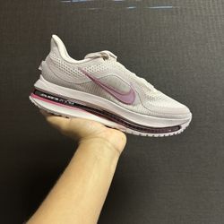 Nike Pegasus Premium ( Women’s) 