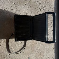 George Foreman Electric Grill – Works Great