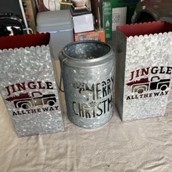 CHRISTMAS BATTERY OPERATED CANDLES