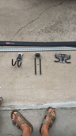 Rubbermaid Fast Track