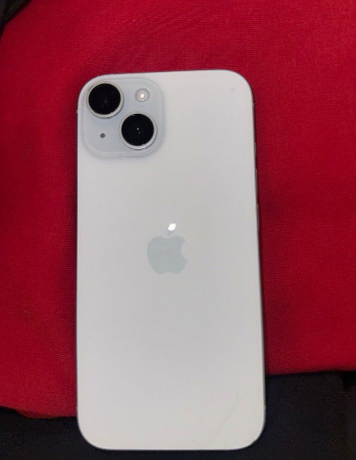 iPhone 15