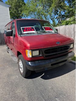 2002 Ford E-350