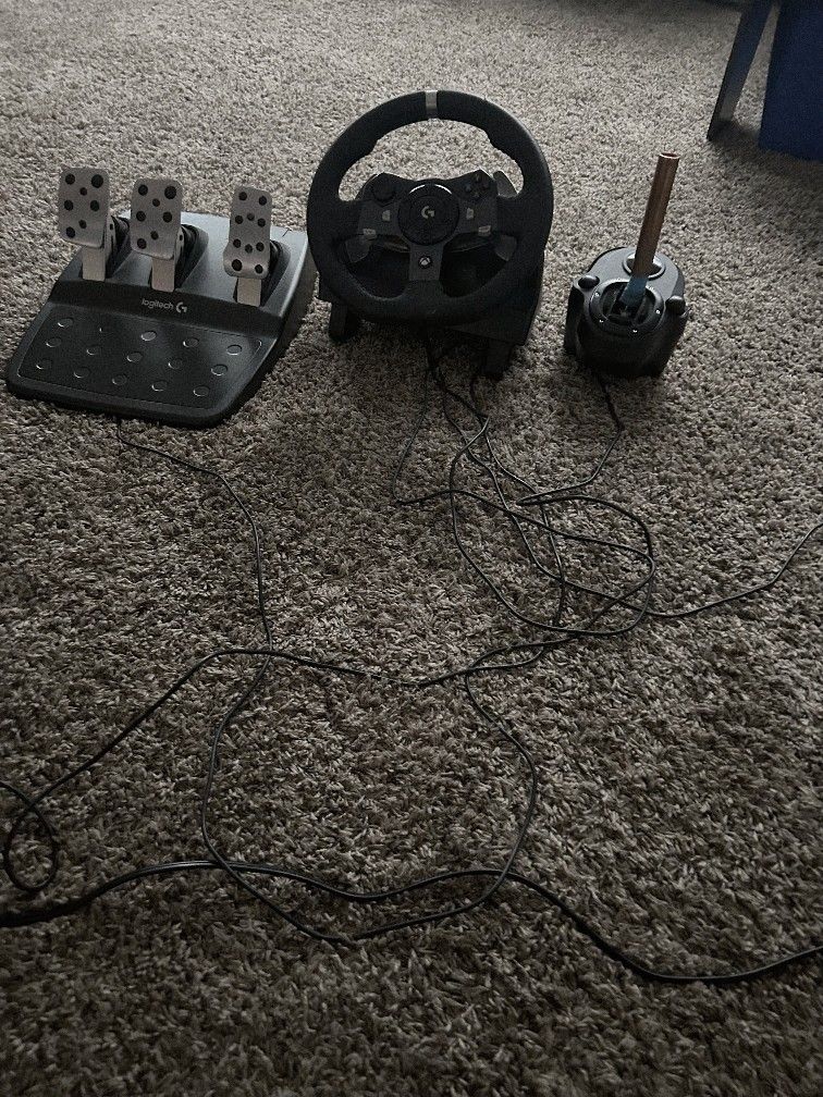 Logitech G920 Wheel and Shifter Bundle for XBOX, Real Force Feedback,