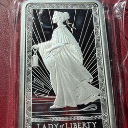 Lady Of Liberty 10oz