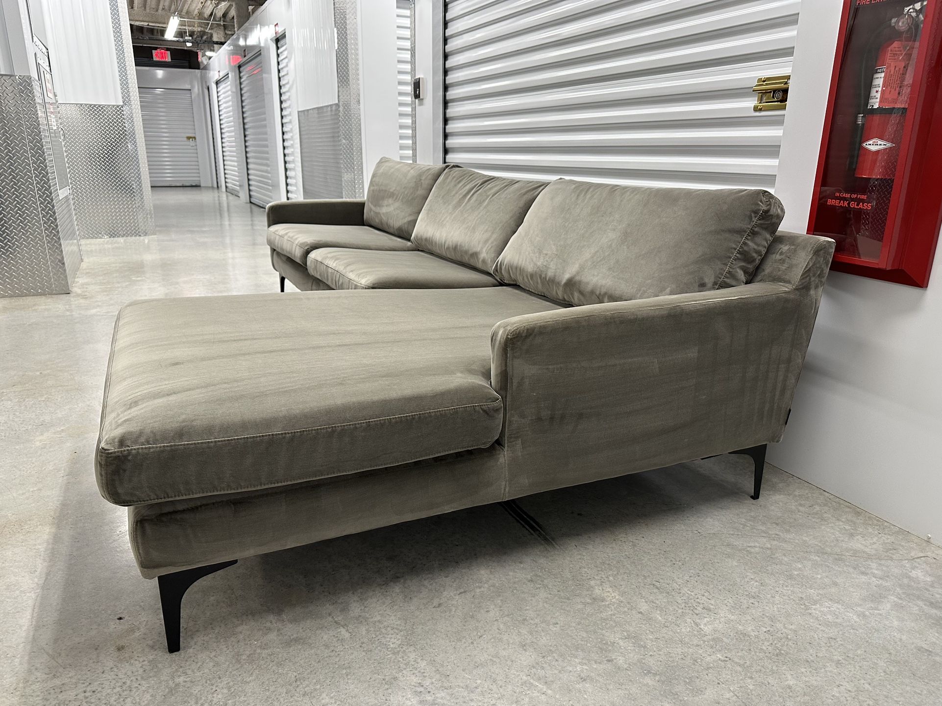Modern sofa sectional