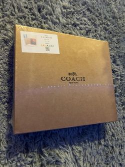 COACH SETS BEST PRICES & QUALITY GET BEFORE AUG 1ST
