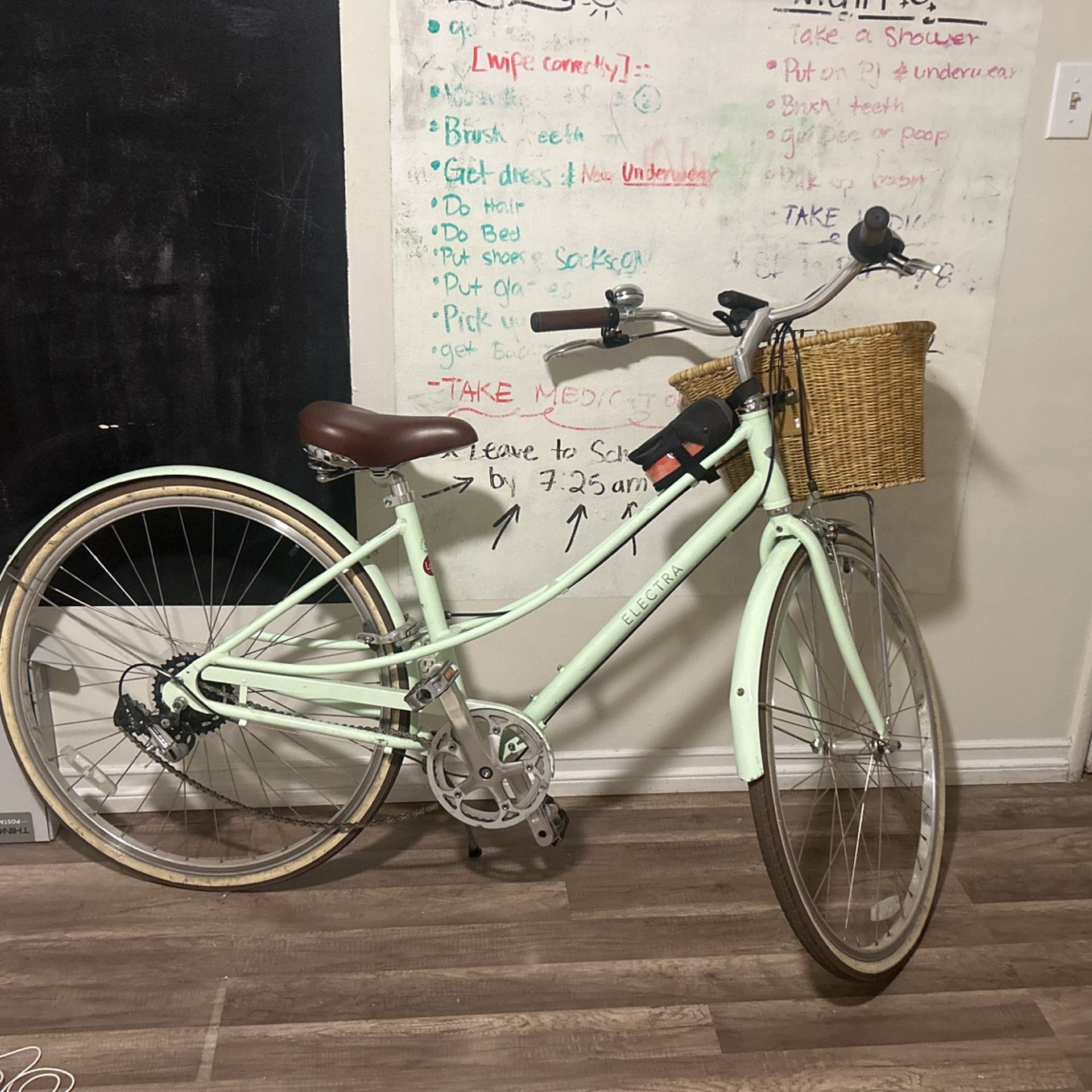 Electra Loft 7D Step Thru