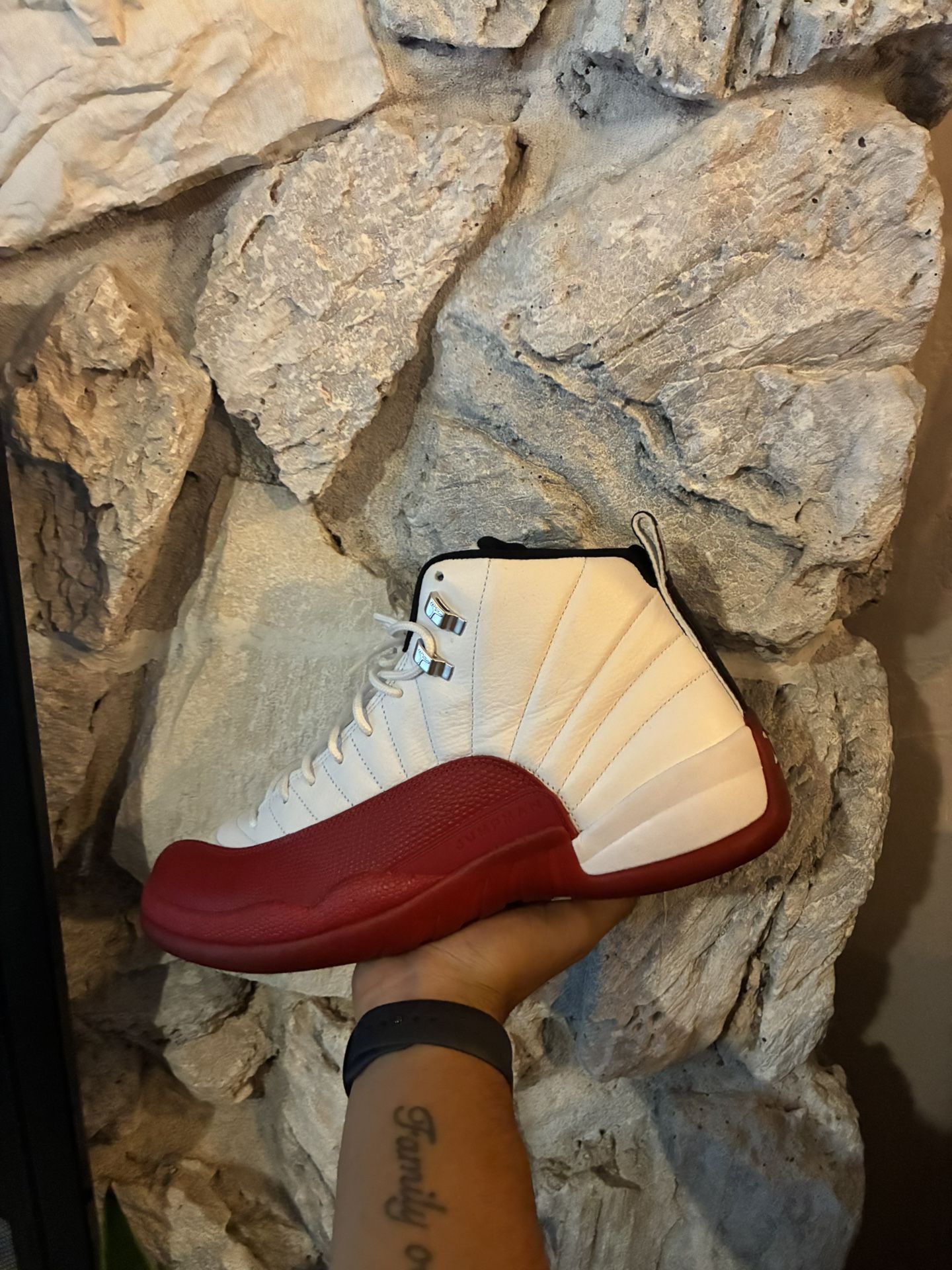 Jordan 12 Cherry Sz 14