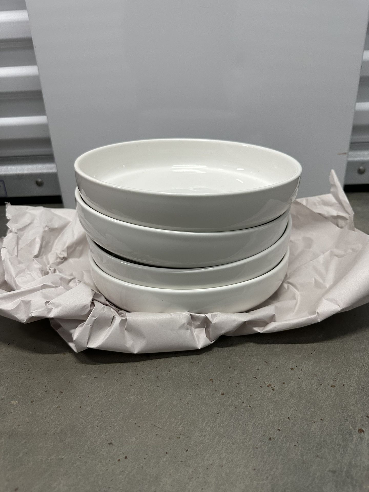 Set of 4 White Bowl/Plates
