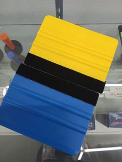 Vinyl wrap tool squeegee
