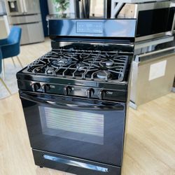 Frigidaire - 5.0 Cu. Ft. Self-Cleaning Freestanding Gas Range - Black MJEX