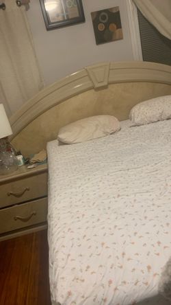 Bed Head Board And Drawer Set
