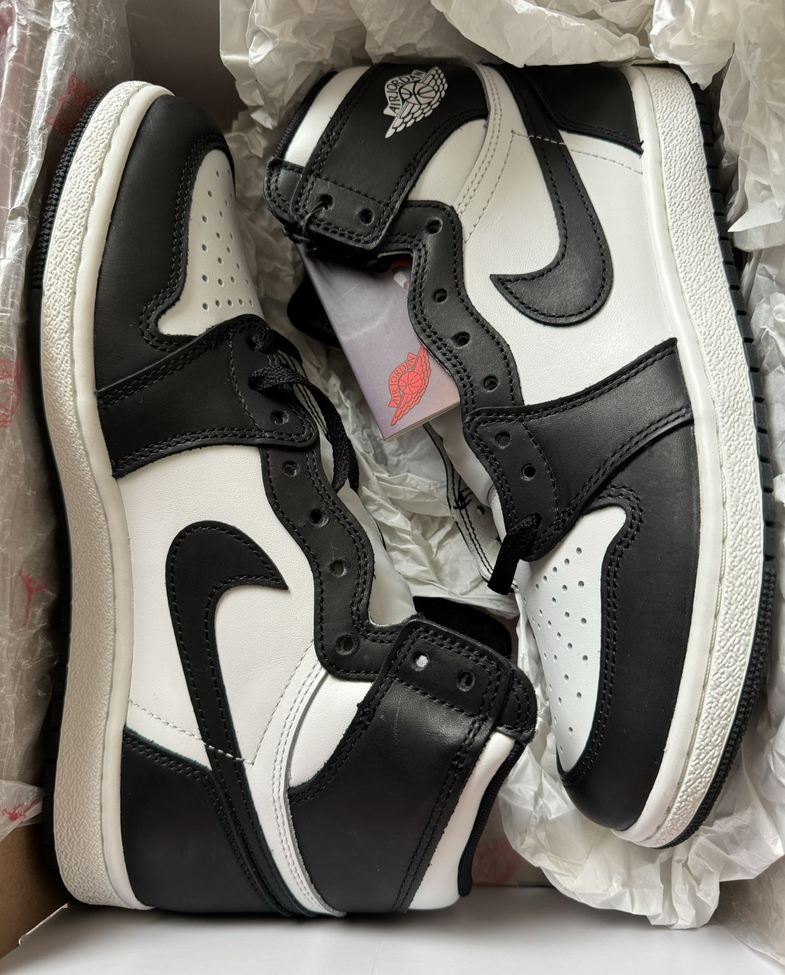 New Men’s Size 9.5 Jordan 1 High 85 Black/white