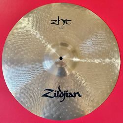 Zildjian ZHT 17" Fast Crash Cymbal for drum set