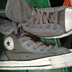 Unisex Gray Converse 