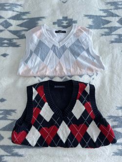 2 Brandy Melville Vests