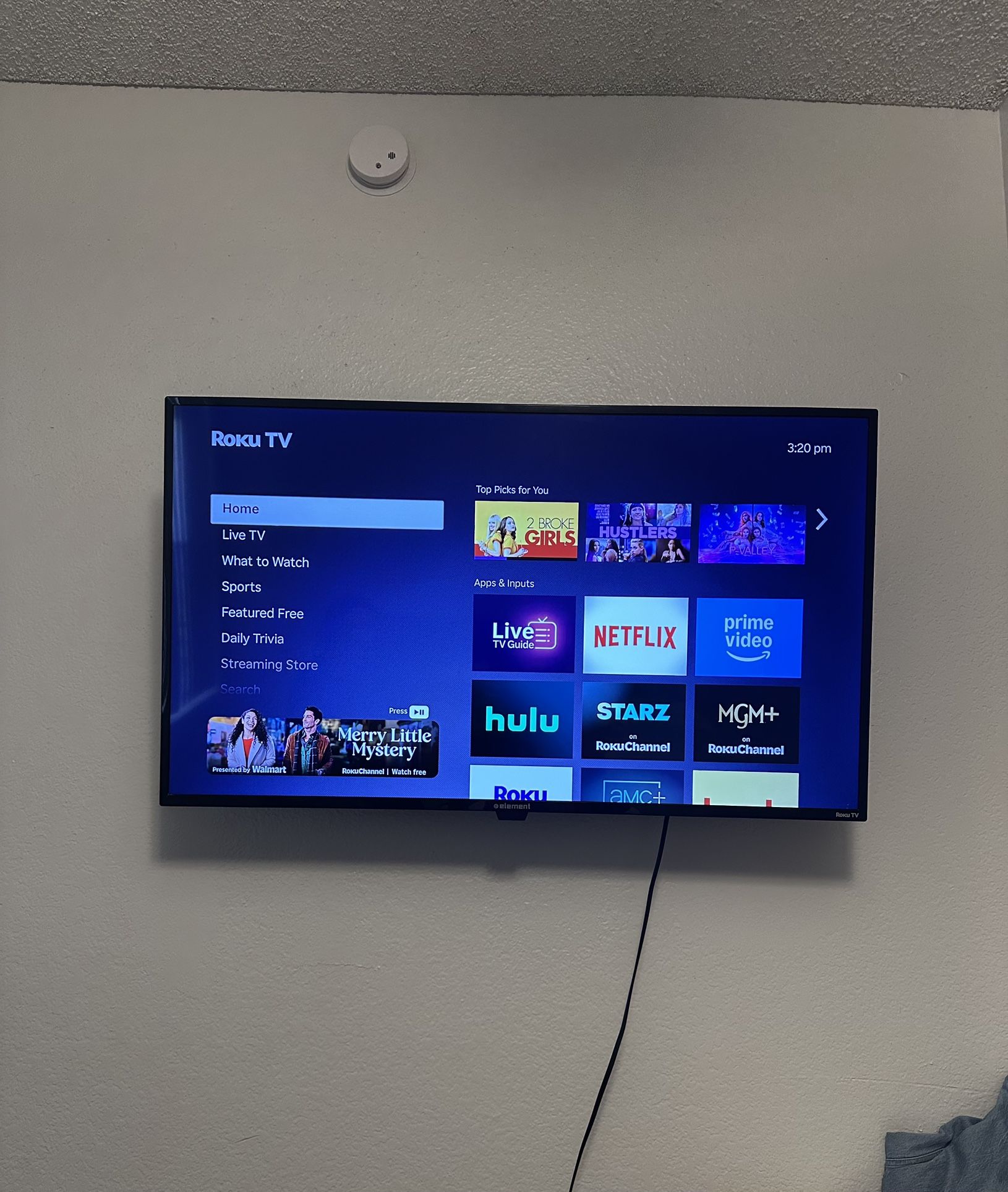 43 Inch Element Roku TV