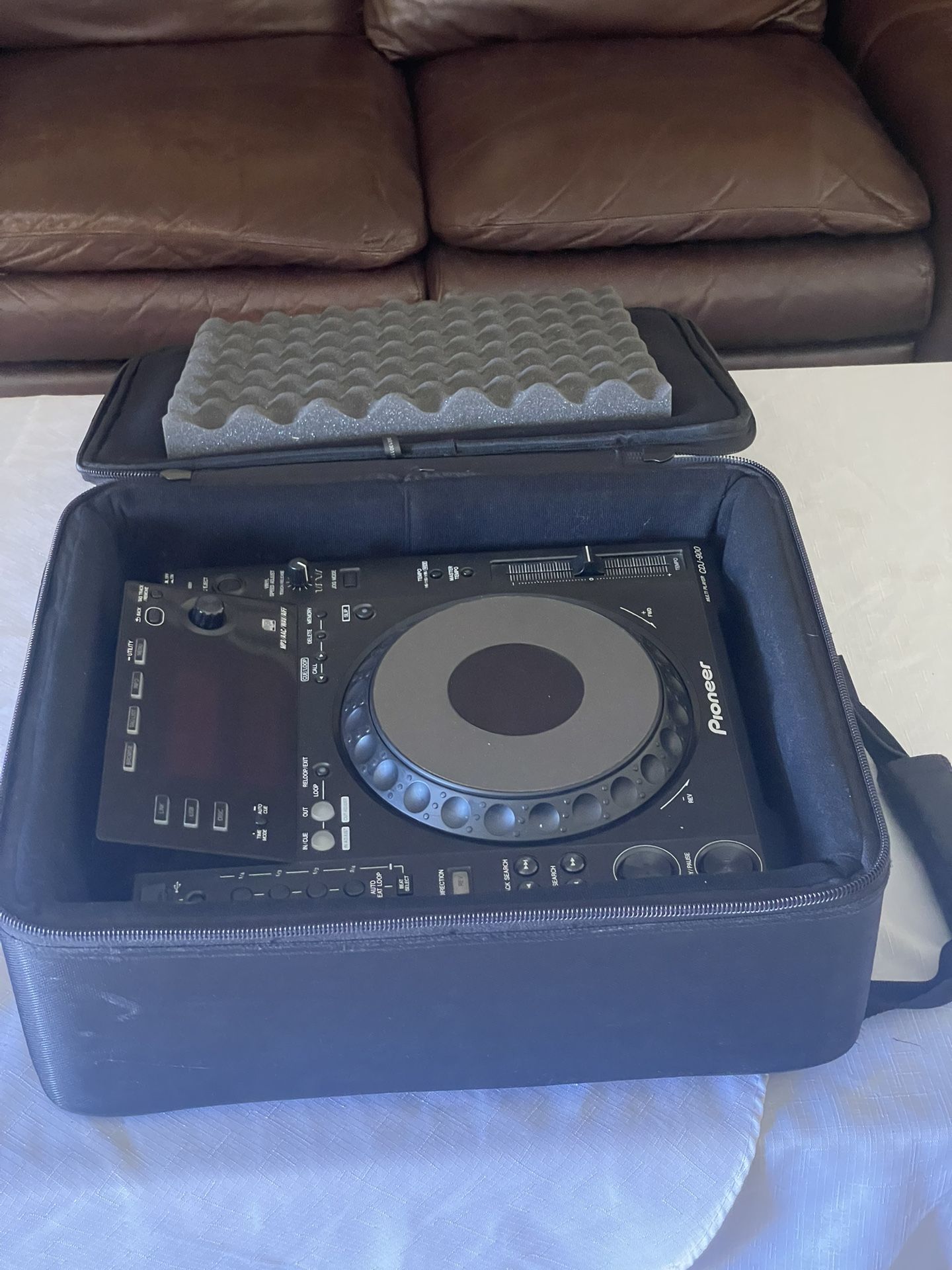 UDG U9006 Mixer, Utility & Media Player Bag. 16” x 12” x 5.5” interior dims.