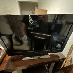 Tv Works Perfectly Fine Just No Need For It (comes With HDMI cable)