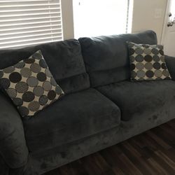 Couch & Loveseat 